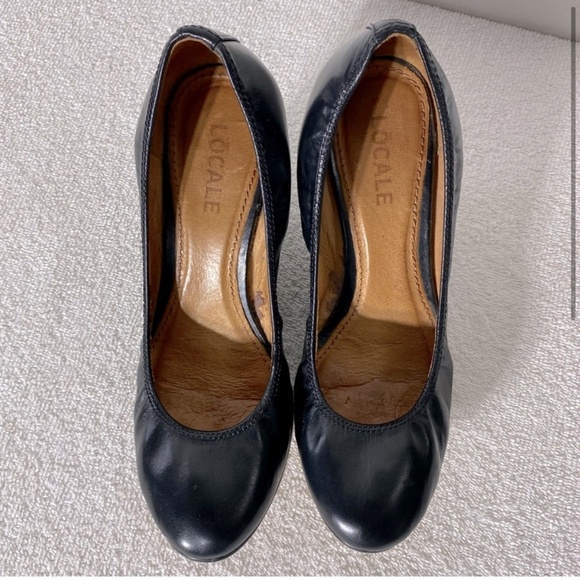 Locale Black Leather Round Toe Wedges 37 - Picture 2 of 13